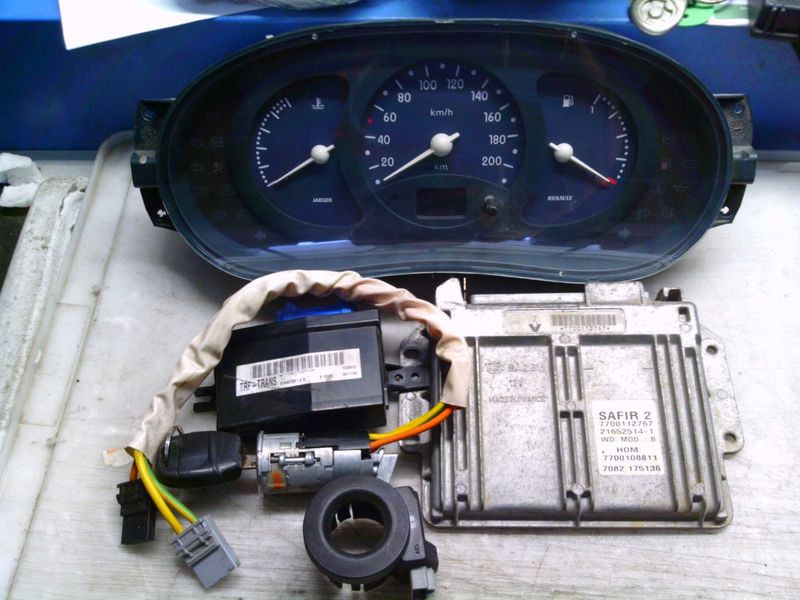 95-418 Kit Motore Renault 21652514-1 216525141 77001112767 21649726-9A TRF-TRANS CHIAVE + BLOCCHETTO+IMMOBILIZER Renault Benzina Kangoo