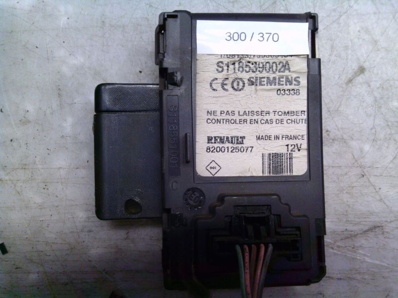 300-370 Blocchetto Accensione Siemens S118539002A   8200125077    Renault  Megane_Scenic