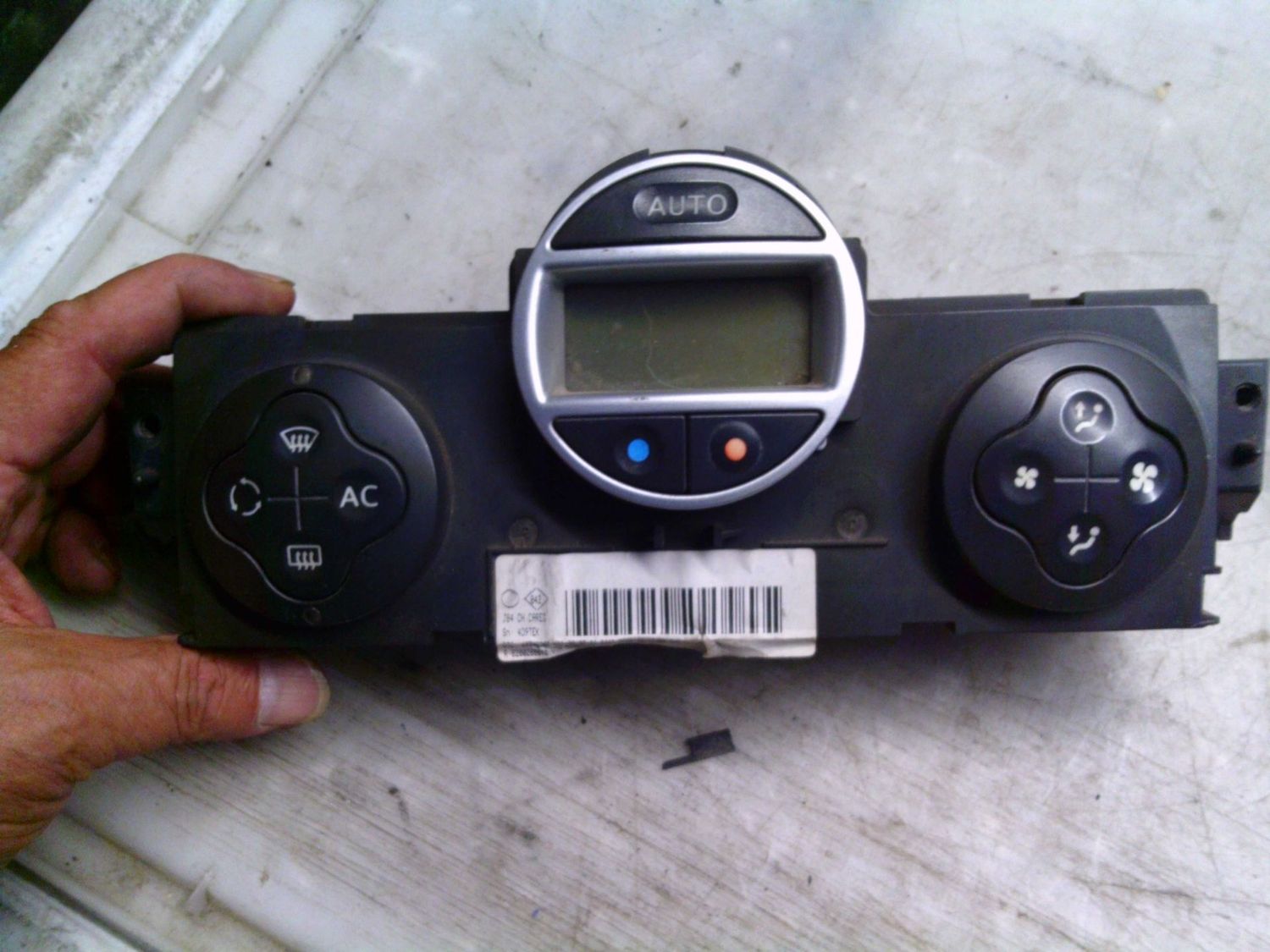 400-775 Unità Controllo Del Clima Valeo 8200265572 Renault Megane 400-775 Unità Controllo Del Clima Valeo 8200265572 Renault Megane