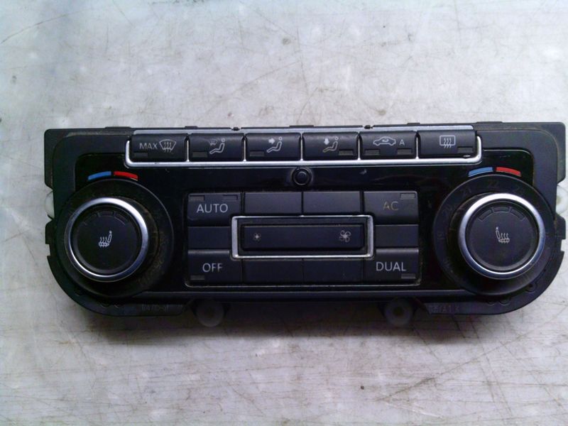 400-776 Unità controllo del clima Volkswagen 5K0 907 044 EA 5K0907044EA 5HB 009 746-81    Volkswagen  Golf