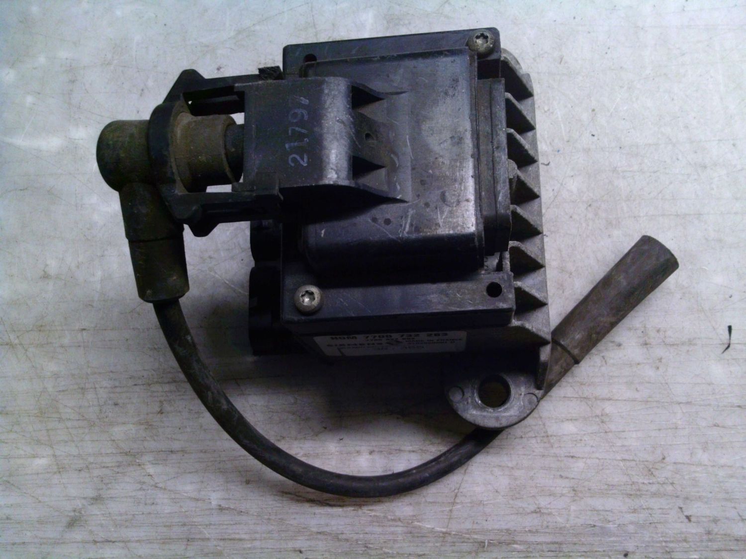 36-355 Bobina Accensione Siemens 7700 732 263 7700732263 7700 852 096 Renault Benzina Varie 36-355 Bobina Accensione Siemens 7700 732 263 7700732263 7700 852 096 Renault Benzina Varie
