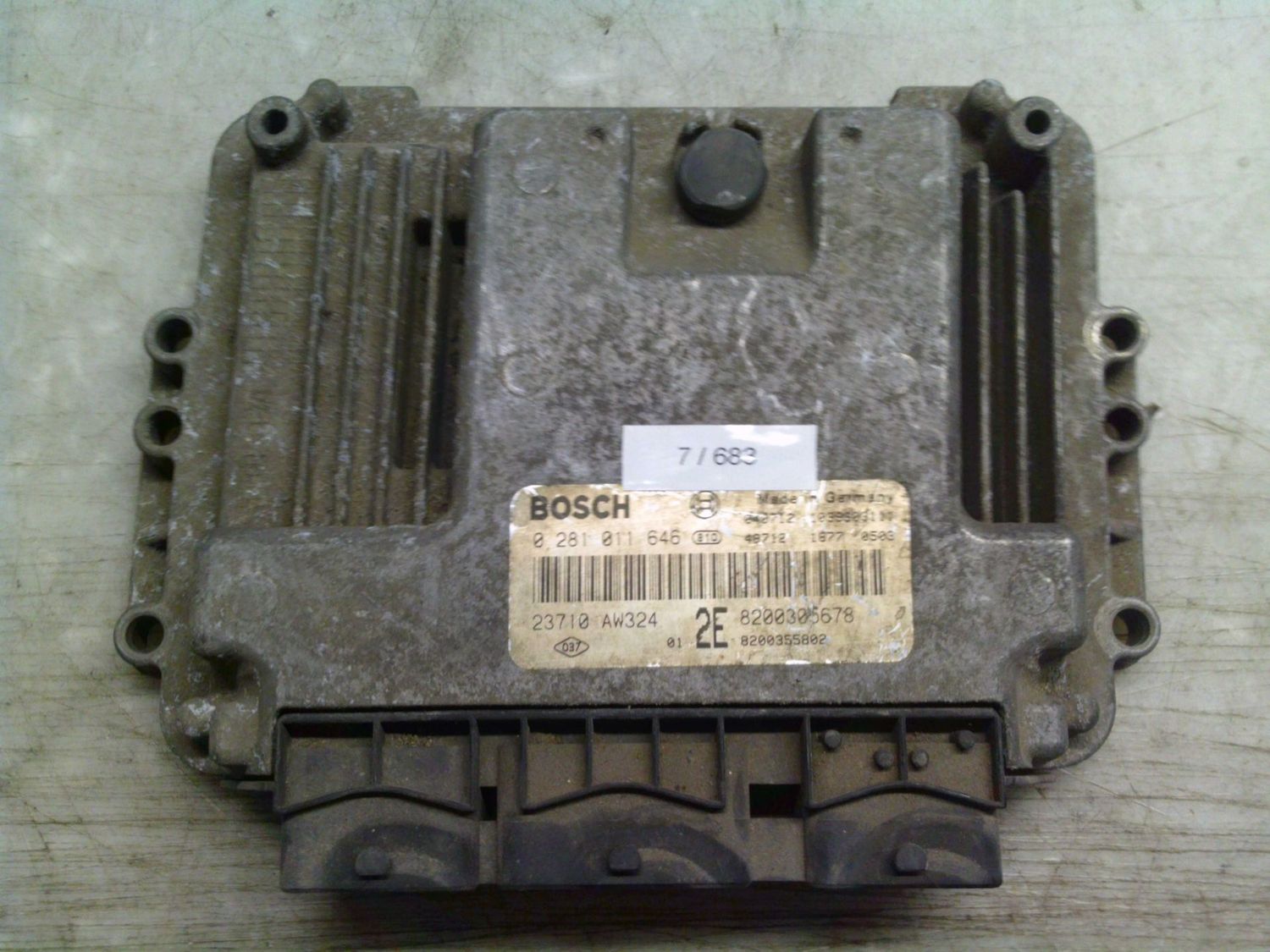 7-683 Centralina Motore Bosch 0 281 011 646 0281011646 8200305678 23710 AW324 2E Nissan Diesel Primera 7-683 Centralina Motore Bosch 0 281 011 646 0281011646 8200305678 23710 AW324 2E Nissan Diesel Primera