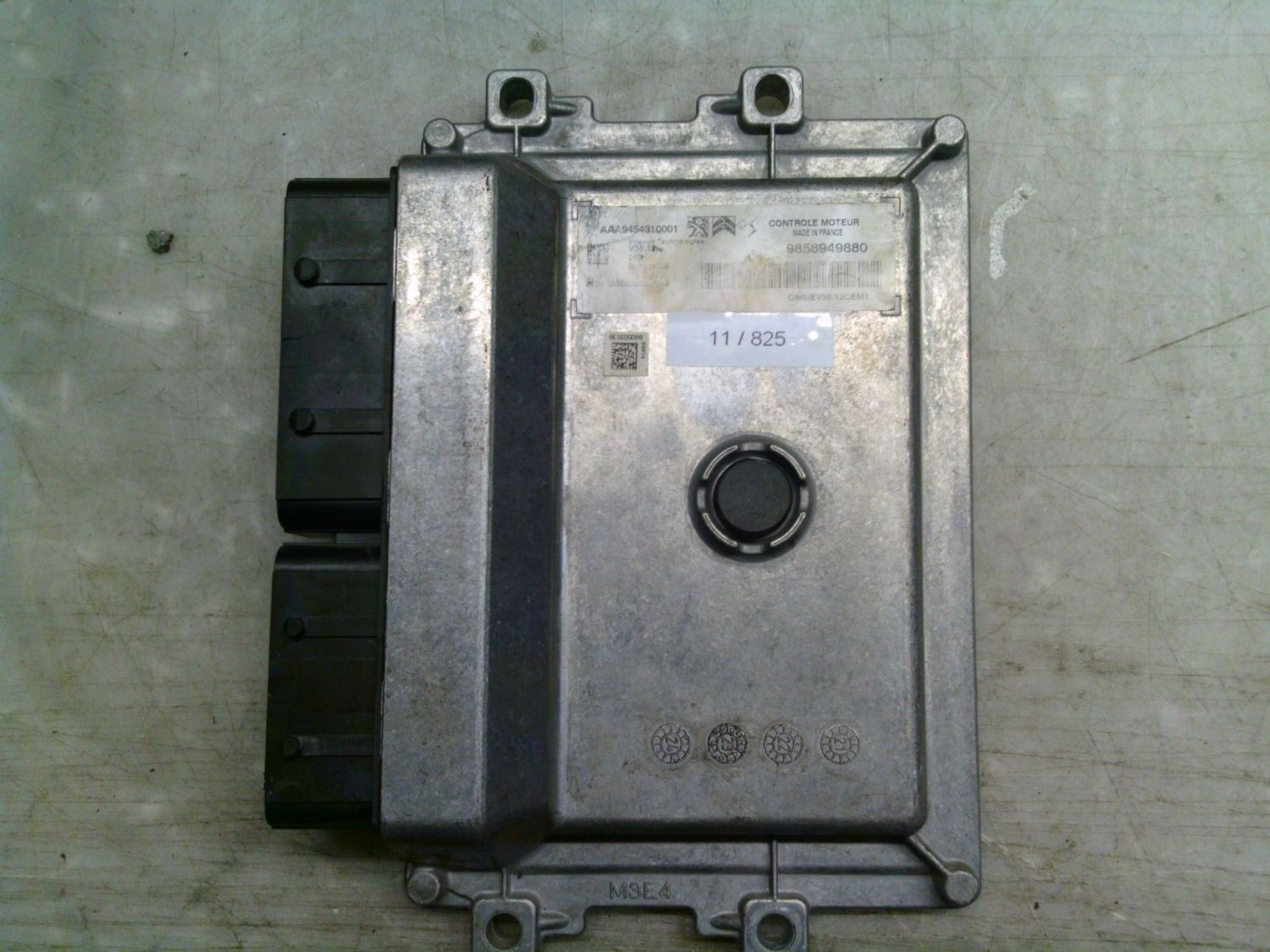 11-825 Centralina Motore Vitesco Techologies AAA9454310001 840503139 9858949880 V56.12 9858939680 Peugeot Benzina 208 11-825 Centralina Motore Vitesco Techologies AAA9454310001 840503139 9858949880 V56.12 9858939680 Peugeot Benzina 208