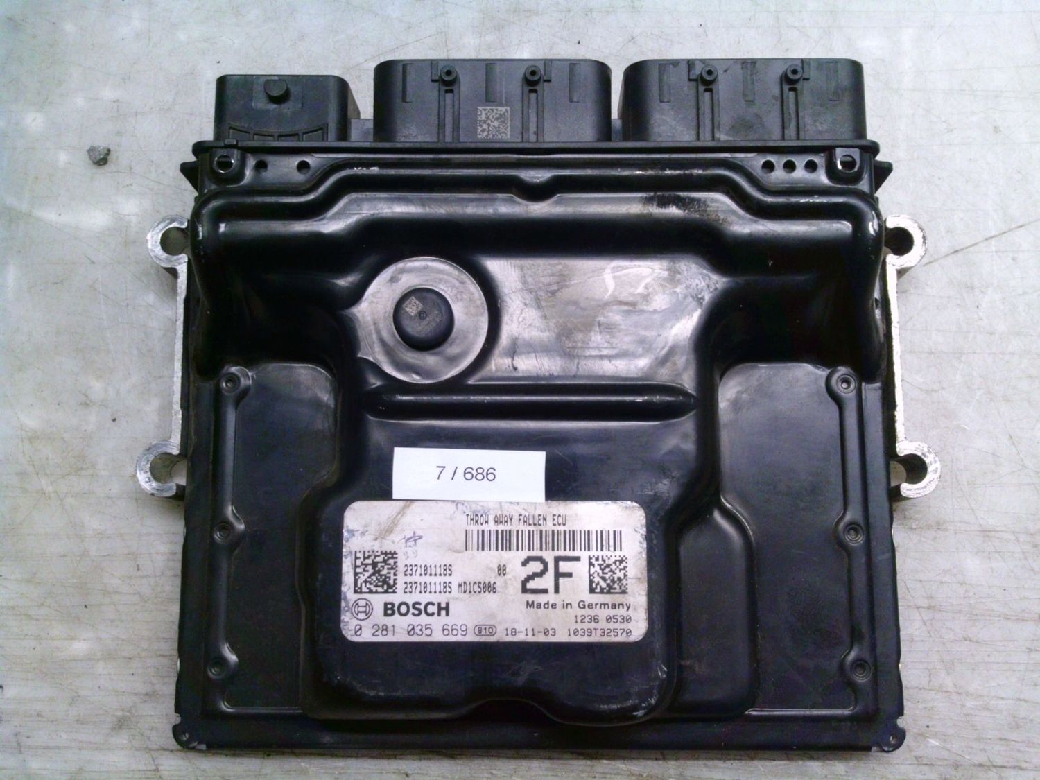 7-686 Centralina Motore Bosch 0 281 035 669 0281035669 237101118S 1039T32570 MD1CS006 2F Nissan Diesel Qashqai 7-686 Centralina Motore Bosch 0 281 035 669 0281035669 237101118S 1039T32570 MD1CS006 2F Nissan Diesel Qashqai