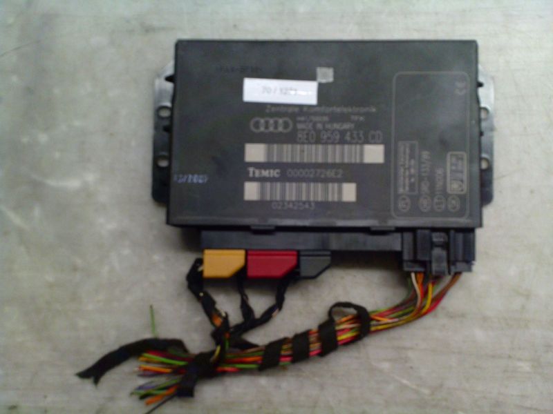 70-1271 Centralina Modulo Confort Temic 8E0 959 433 CD 8E0959433CD 2726E2 SRD-133/99    Audi  A 4