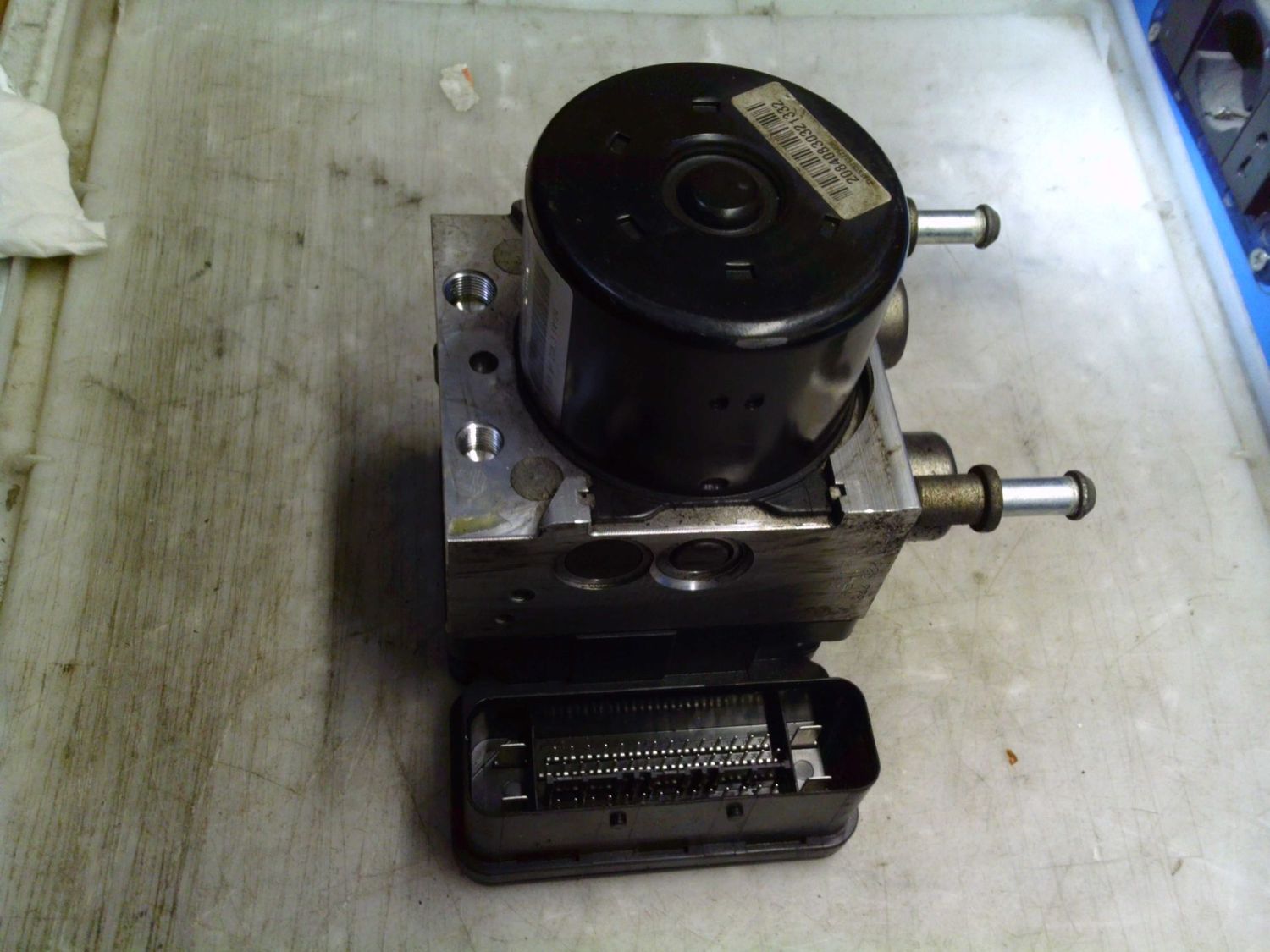 90-1693 Pompa ABS Ate Controller P68145509AE   HSA LHD 28.5266-1402.3 25.0928-5327.3 25.0619-3920.3 Fiat  Freemont
