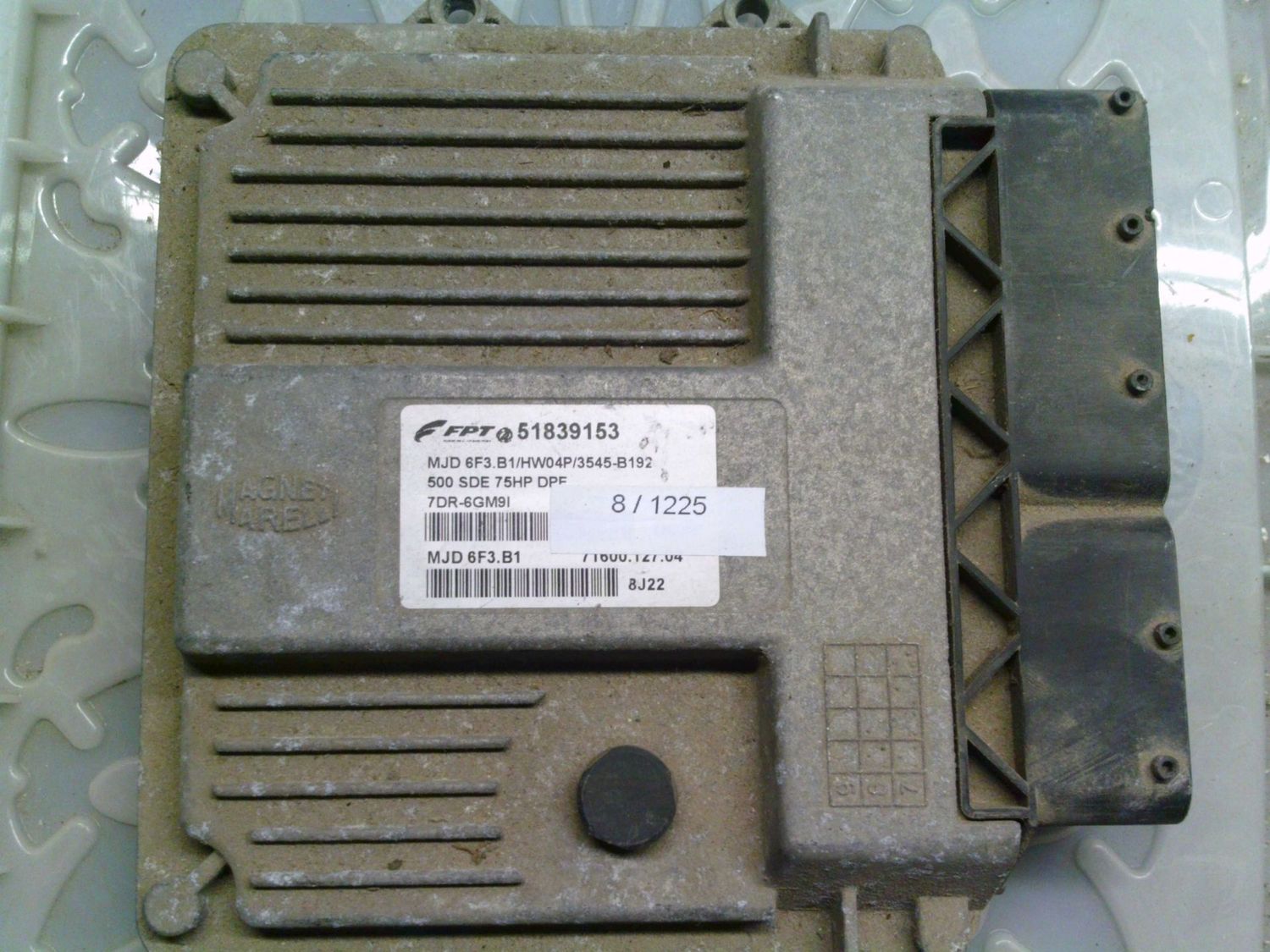 8-1225 Centralina Motore Magneti Marelli 51839153 MJD 8F3.B1 500 SDE 75HP DPF 71600.127.04 HW04P/3545-B192 Fiat Diesel 500 8-1225 Centralina Motore Magneti Marelli 51839153 MJD 8F3.B1 500 SDE 75HP DPF 71600.127.04 HW04P/3545-B192 Fiat Diesel 500