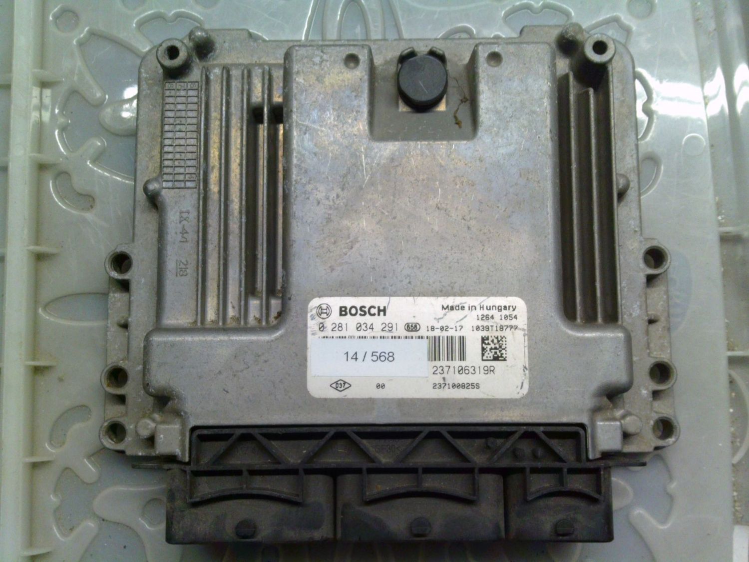 14-568 Centralina Motore Bosch 0 281 034 291 0281034291 237106319R 1039T18777 237100825S  Renault Diesel Captur