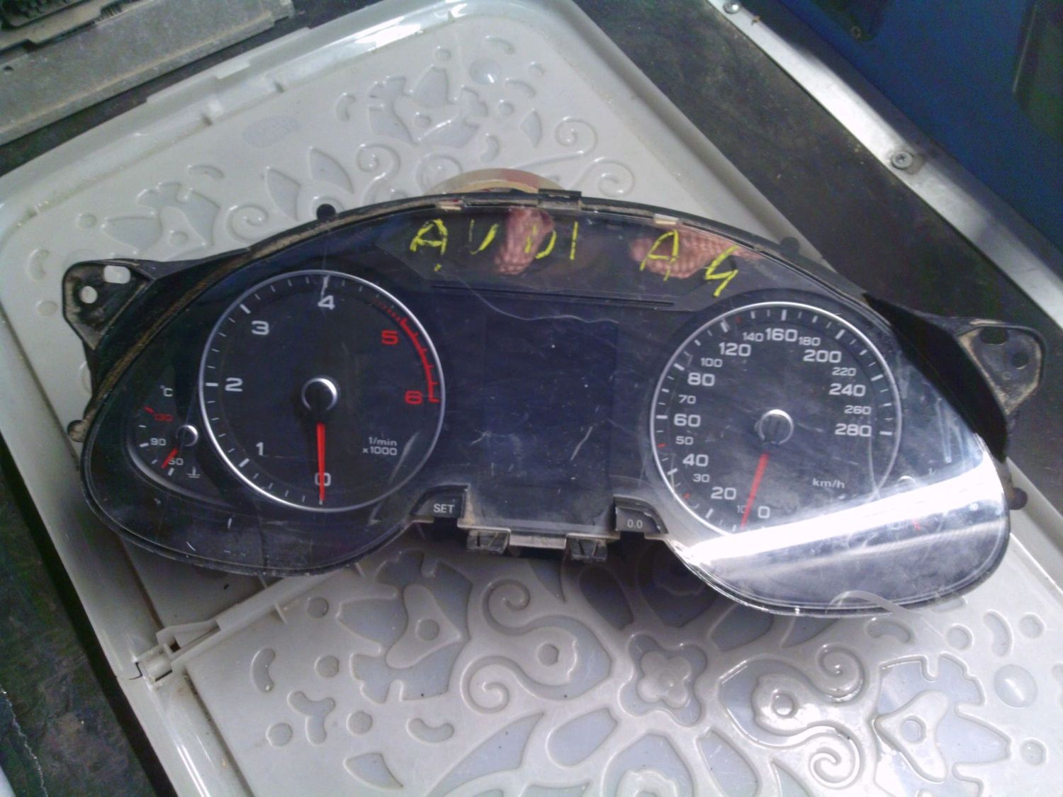 40-963 Quadro Strumenti / Contachilometri Magneti Marelli 8K0 920 931 J 8K0920931J 503 002 561 401    Audi Diesel A 4