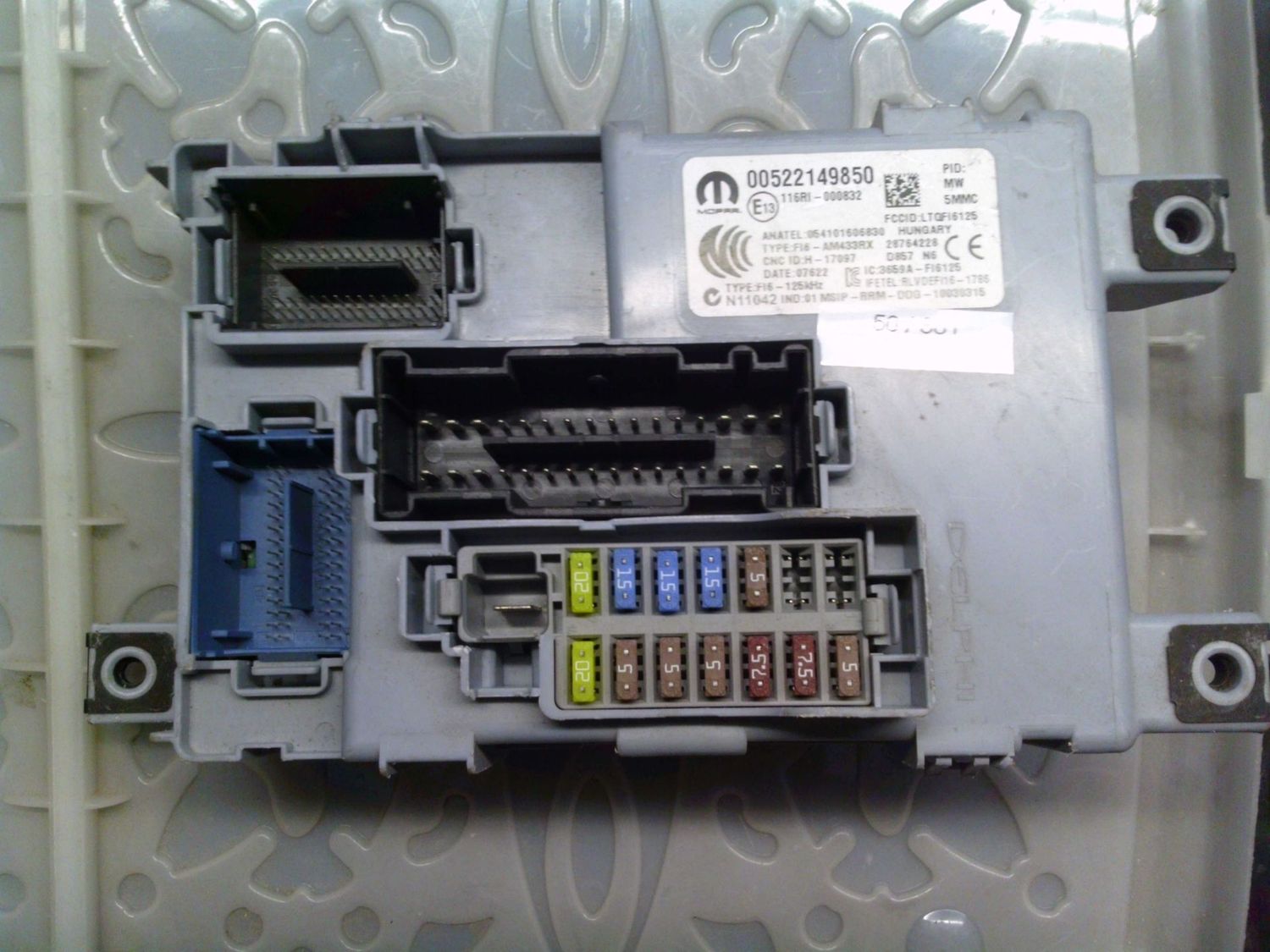 50-881 Body Computer Mopar 28764228 00522149850 FI6 Fiat Benzina 500 50-881 Body Computer Mopar 28764228 00522149850 FI6 Fiat Benzina 500