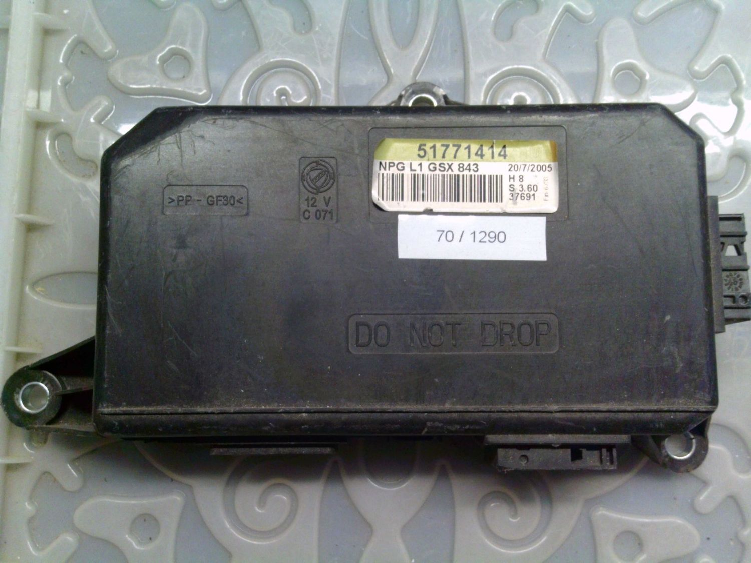 70-1290 Centralina Porte Alfa Romeo / Fiat / Lancia 51771414 NPG L1 GSX 843 Lancia Ypsilon 70-1290 Centralina Porte Alfa Romeo / Fiat / Lancia 51771414 NPG L1 GSX 843 Lancia Ypsilon