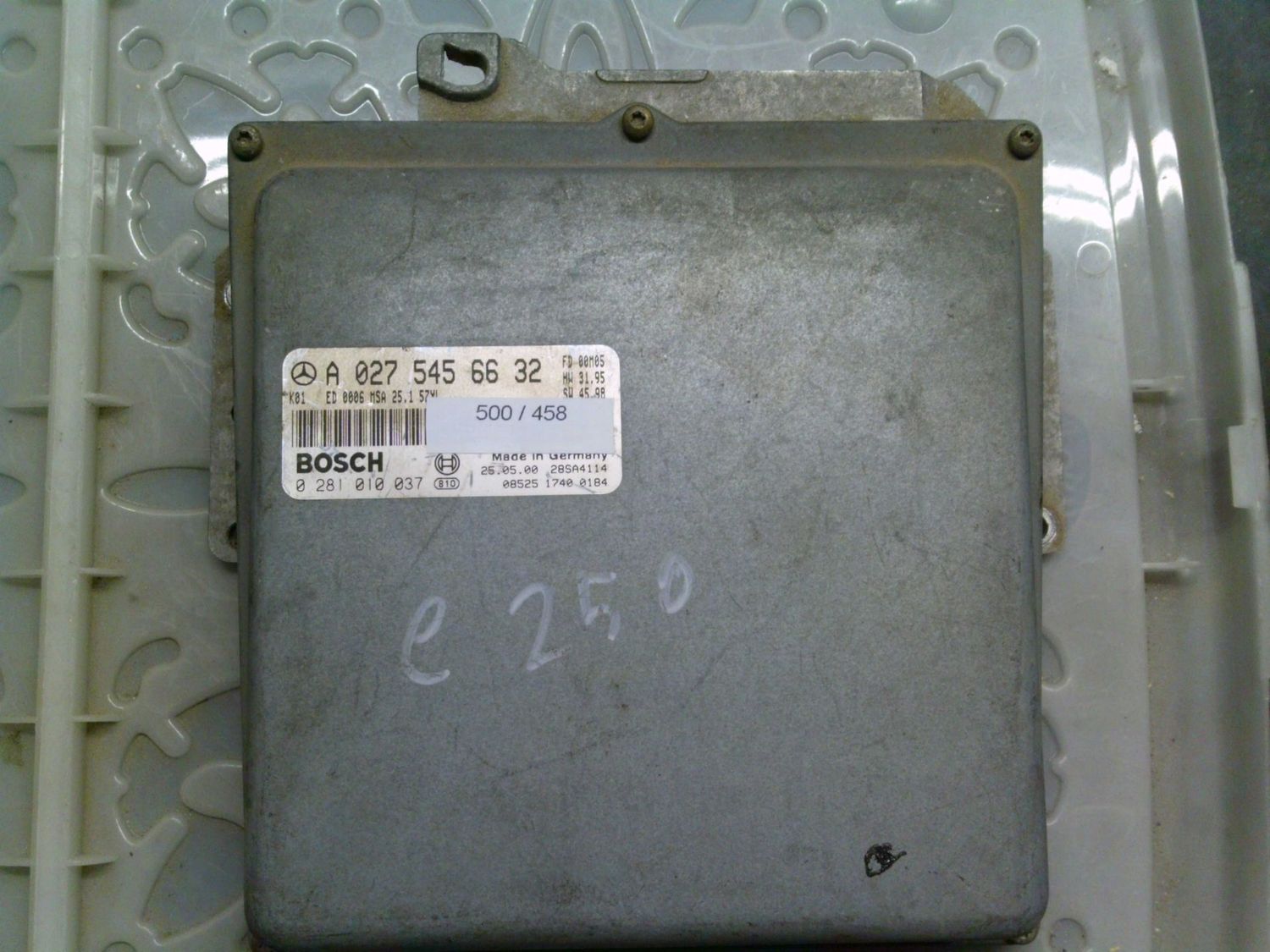 500-458 Centralina Motore Bosch 0 281 010 037 0281010037 A 027 545 66 32 28SA4114 MSA 25.1 Mercedes Diesel Classe E 500-458 Centralina Motore Bosch 0 281 010 037 0281010037 A 027 545 66 32 28SA4114 MSA 25.1 Mercedes Diesel Classe E