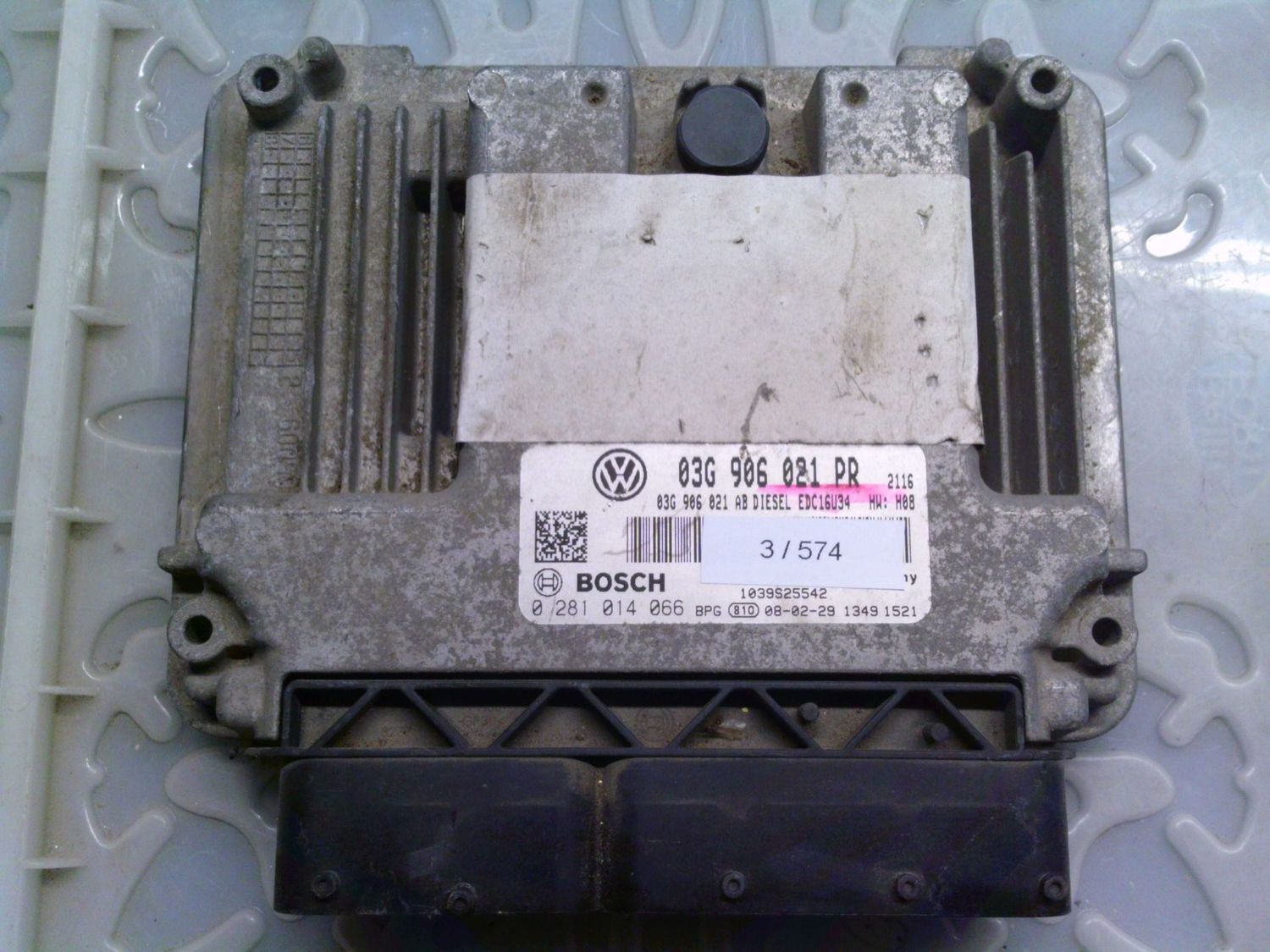 3-574 Centralina Motore Bosch 0 281 014 066 0281014066 03G 906 021 PR 1039S25542 EDC16U34  Volkswagen Diesel Golf
