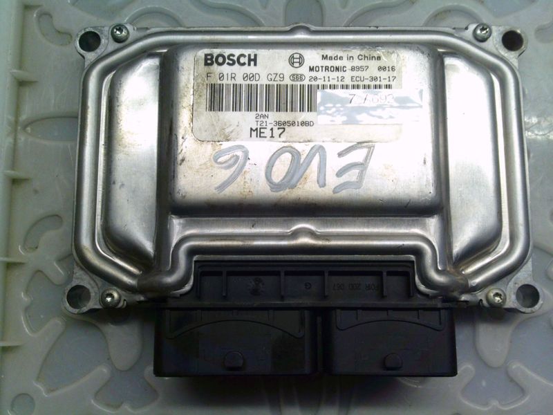 7-692 Centralina Motore Bosch F 01R 00D GZ9 F01R00DGZ9 T21-3605010BD 2AN ME17  Evo Benzina / Gpl 6