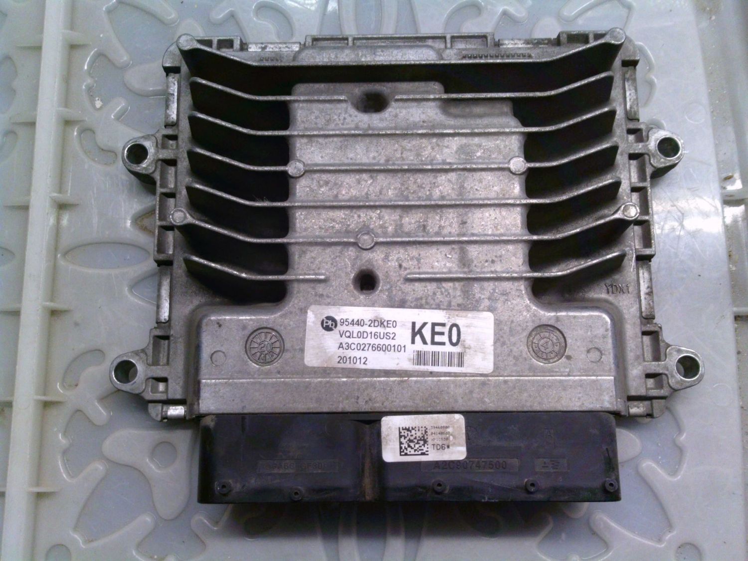 7-693 Centralina Motore Continental 95440-2DKE0 954402DKE0 A3C0276600101 SIM 2K-305 95441-2DKE0 Kia Elettrica / Benzina Sportage 7-693 Centralina Motore Continental 95440-2DKE0 954402DKE0 A3C0276600101 SIM 2K-305 95441-2DKE0 Kia Elettrica / Benzina Sportage