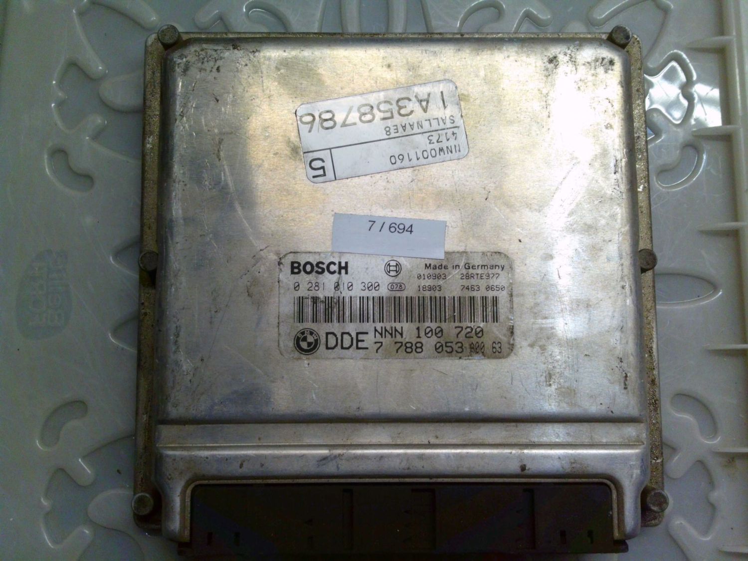7-694 Centralina Motore Bosch 0 281 010 300 0281010300 7 788 053 28RTE977 NNN100720 Land Rover Diesel Freelander 7-694 Centralina Motore Bosch 0 281 010 300 0281010300 7 788 053 28RTE977 NNN100720 Land Rover Diesel Freelander