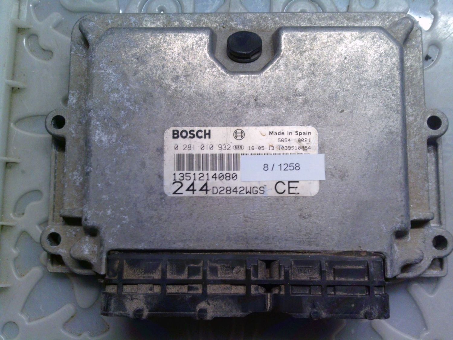 8-1258 Centralina Motore Bosch 0 281 010 932 0281010932 1351214080 1039S10354 244D2842WGSCE Fiat Diesel Ducato 8-1258 Centralina Motore Bosch 0 281 010 932 0281010932 1351214080 1039S10354 244D2842WGSCE Fiat Diesel Ducato