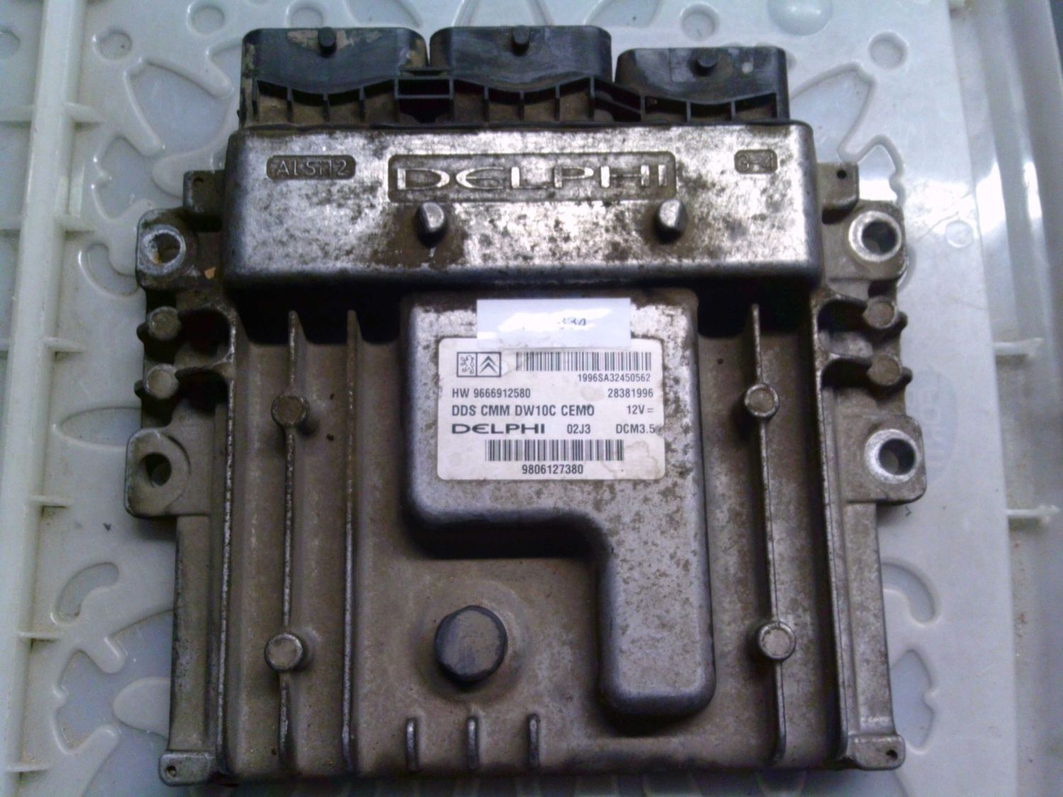 11-834 Centralina Motore Delphi 28381996 9666912580 DDS CMM DW10C CEMO DCM 3.5 9806127380 Citroen / Peugeot Diesel Varie 11-834 Centralina Motore Delphi 28381996 9666912580 DDS CMM DW10C CEMO DCM 3.5 9806127380 Citroen / Peugeot Diesel Varie