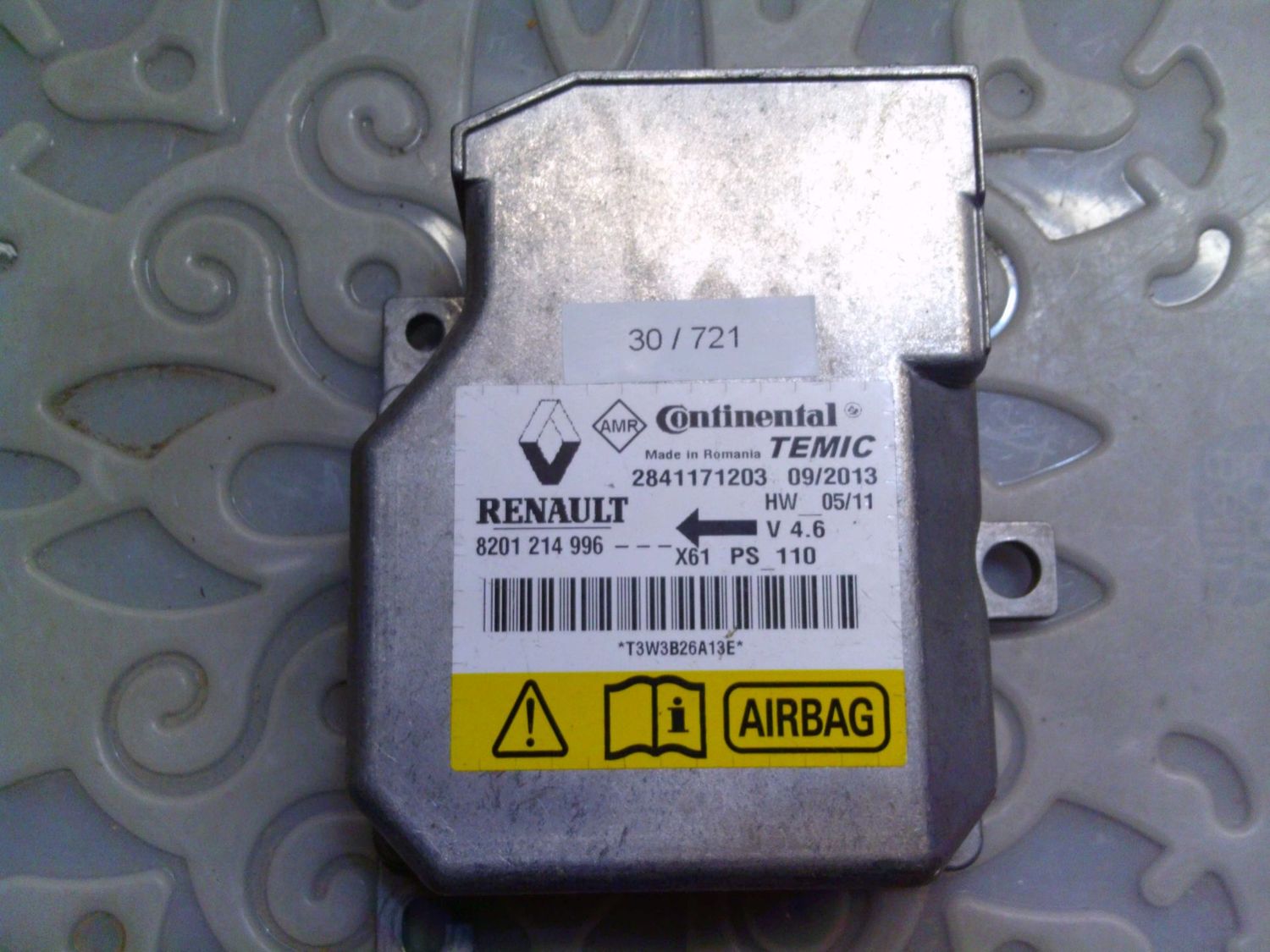 30-721 Centralina Airbag Continental 2841171203 8201 214 996 HW 05/11 Renault Kangoo 30-721 Centralina Airbag Continental 2841171203 8201 214 996 HW 05/11 Renault Kangoo
