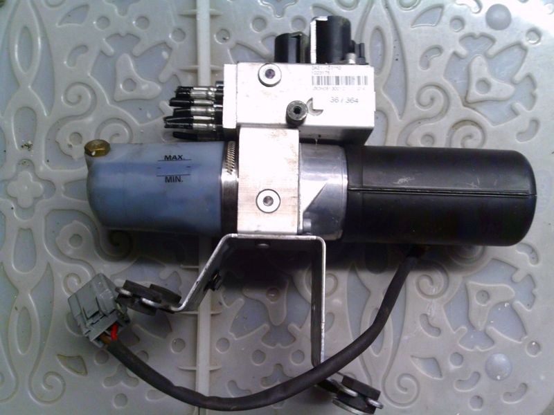 36-364 Pompa Idraulica Apertura Tetto Jaguar DAI1-107852 DAI1107852 1023175    Jaguar  Xkr
