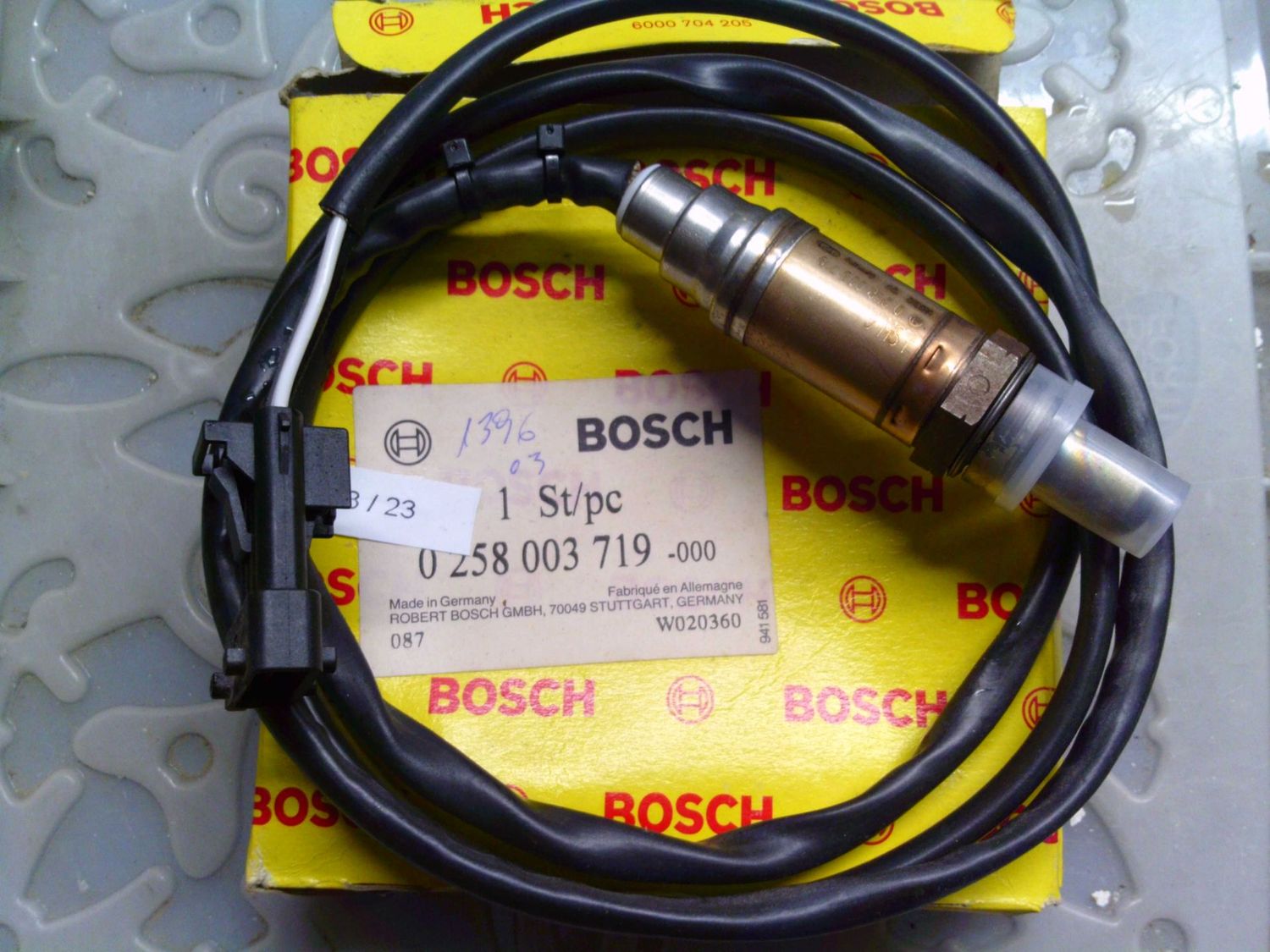 43-23 Sensore Sonda Lambda Bosch 0 258 003 719 0258003719 PRODOTTO NUOVO Citroen / Peugeot Varie 43-23 Sensore Sonda Lambda Bosch 0 258 003 719 0258003719 PRODOTTO NUOVO Citroen / Peugeot Varie