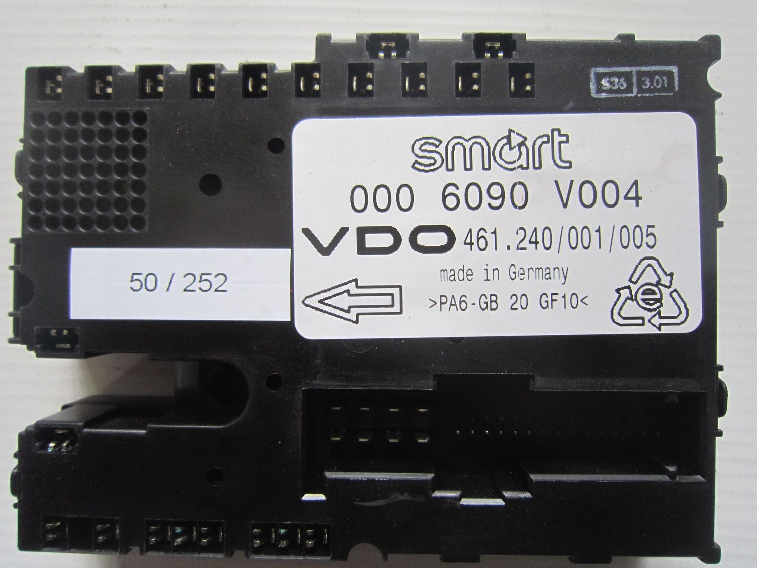50-252 Body Computer Vdo 000 6090 V004 0006090V004 461.240/001/005 Smart Benzina 450 50-252 Body Computer Vdo 000 6090 V004 0006090V004 461.240/001/005 Smart Benzina 450