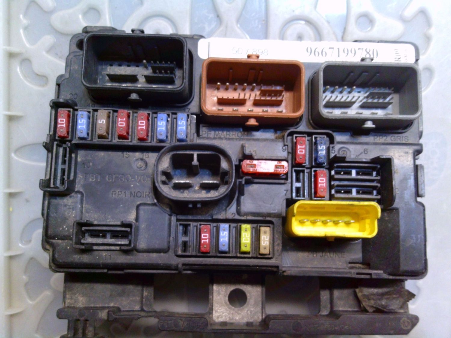 50-898 Body Computer Valeo 9667199780   BSM-R09-00 HW9 SW8  Citroen / Peugeot  Varie