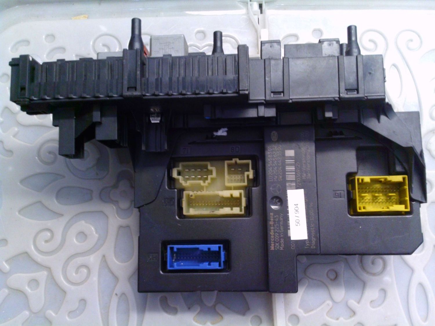 50-904 Body Computer Hella Kg 5DK 009 225-43 5DK00922543 204 545 83 01 SW 204 442 35 00 Mercedes Classe C 50-904 Body Computer Hella Kg 5DK 009 225-43 5DK00922543 204 545 83 01 SW 204 442 35 00 Mercedes Classe C