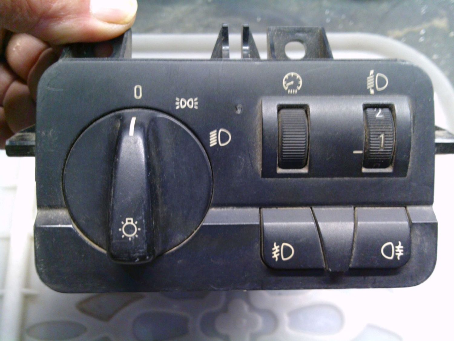 400-791 Unità Comando Fari Lear 4 108 586 4108586 086480061 HW: 10 SW: 2.0 Bmw Serie 3 400-791 Unità Comando Fari Lear 4 108 586 4108586 086480061 HW: 10 SW: 2.0 Bmw Serie 3