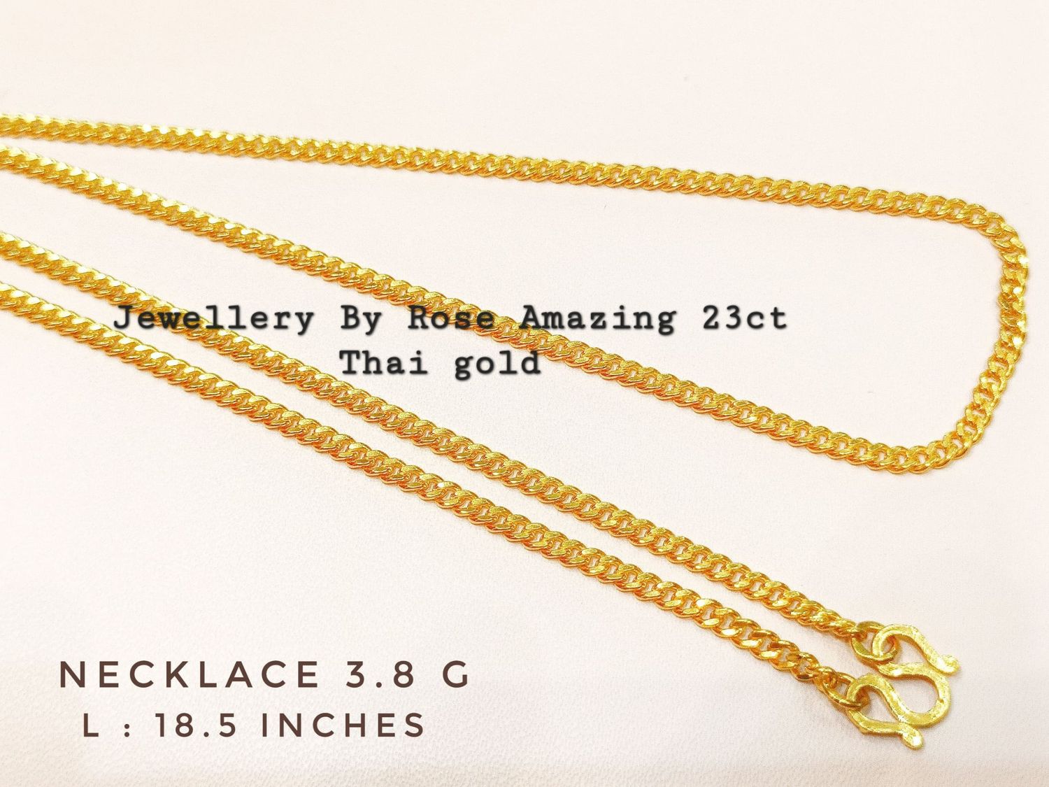 Fashionable Gold  Necklace