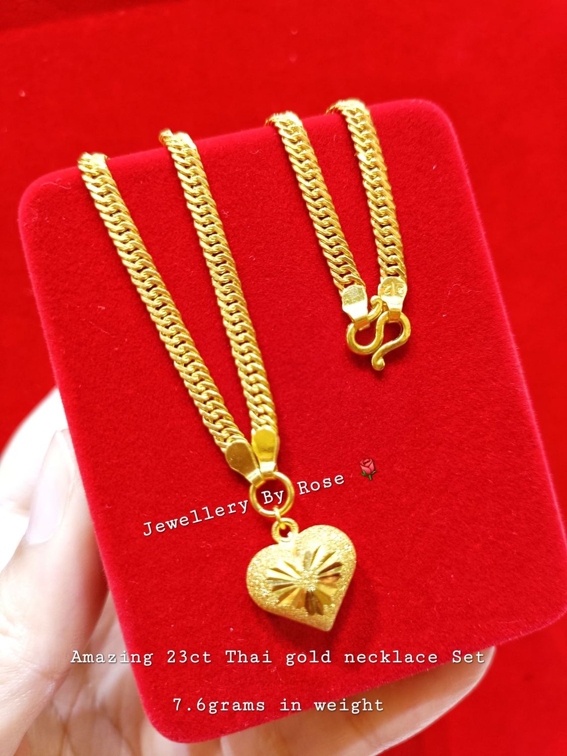 Elegant  Gold Heart Necklace Set