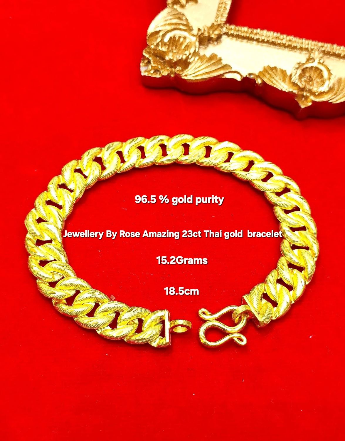 Classic Unisex Gold Bracelet ✨️