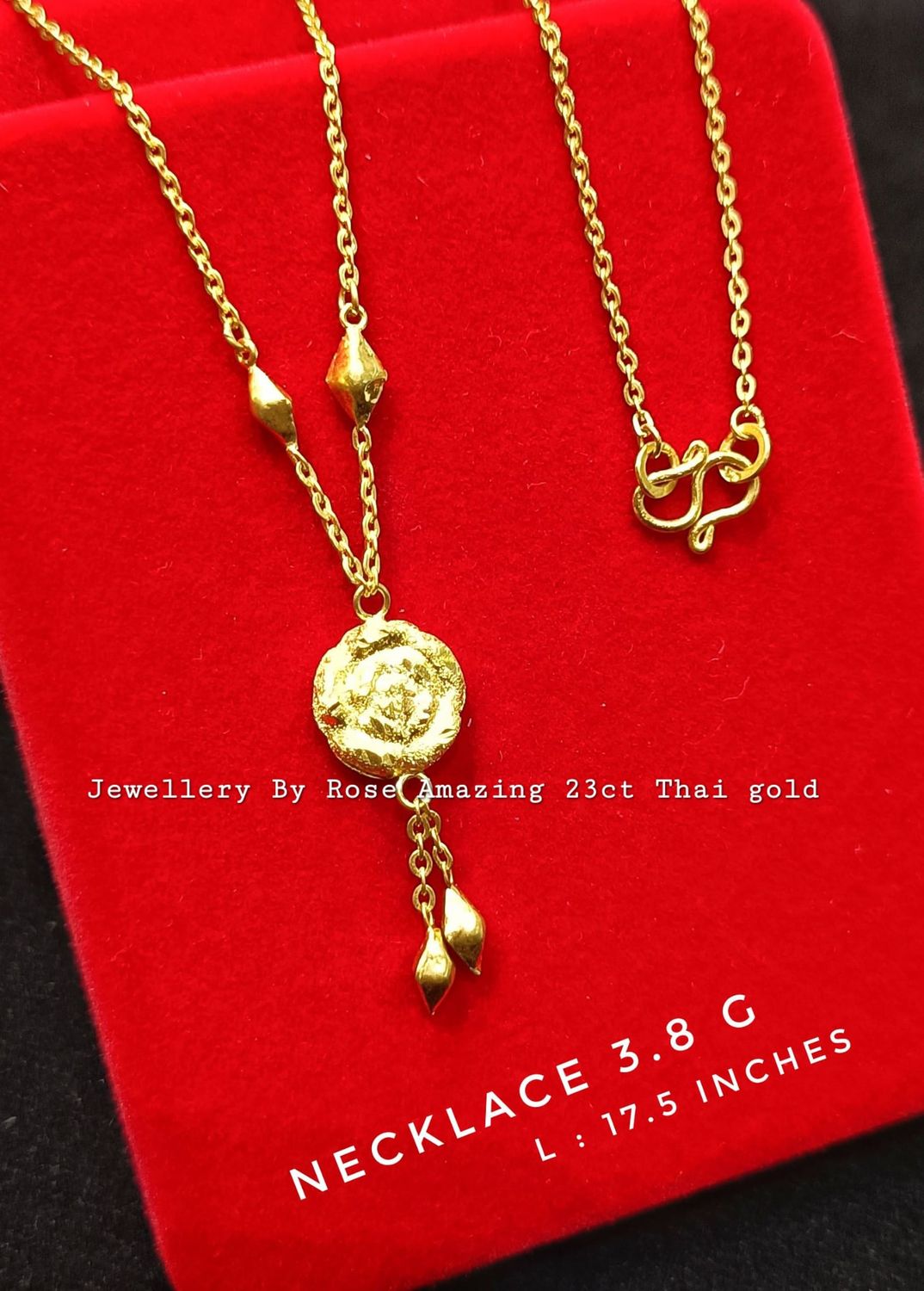Unique Gold Rose 🌹 Necklace