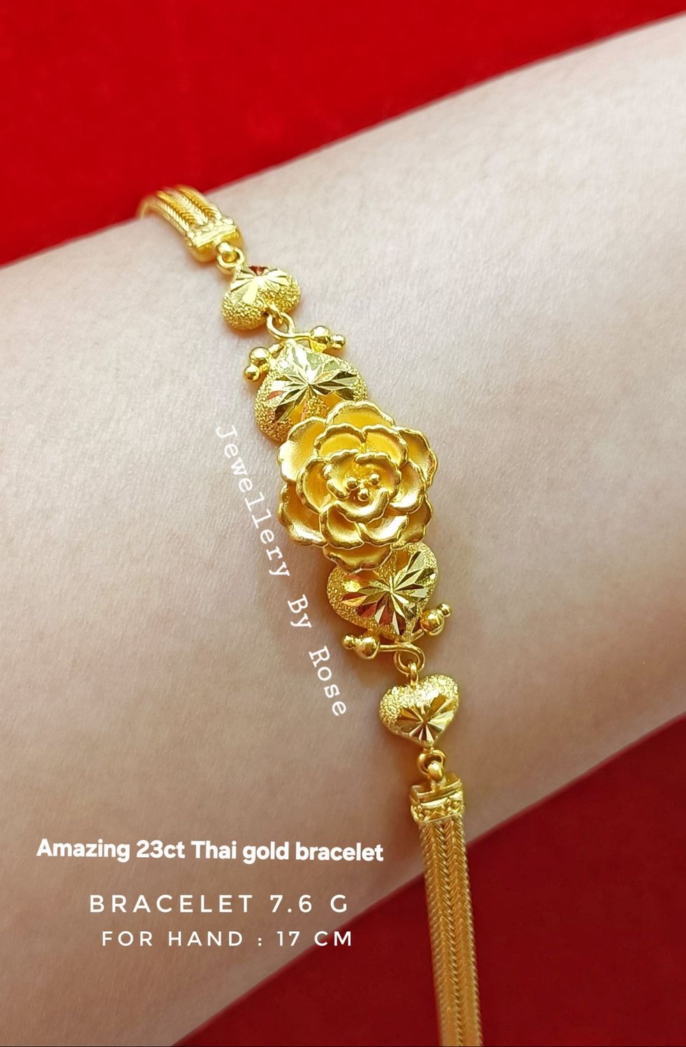 Classic limited edition gold  flower Bracelet🌸🌺🌻