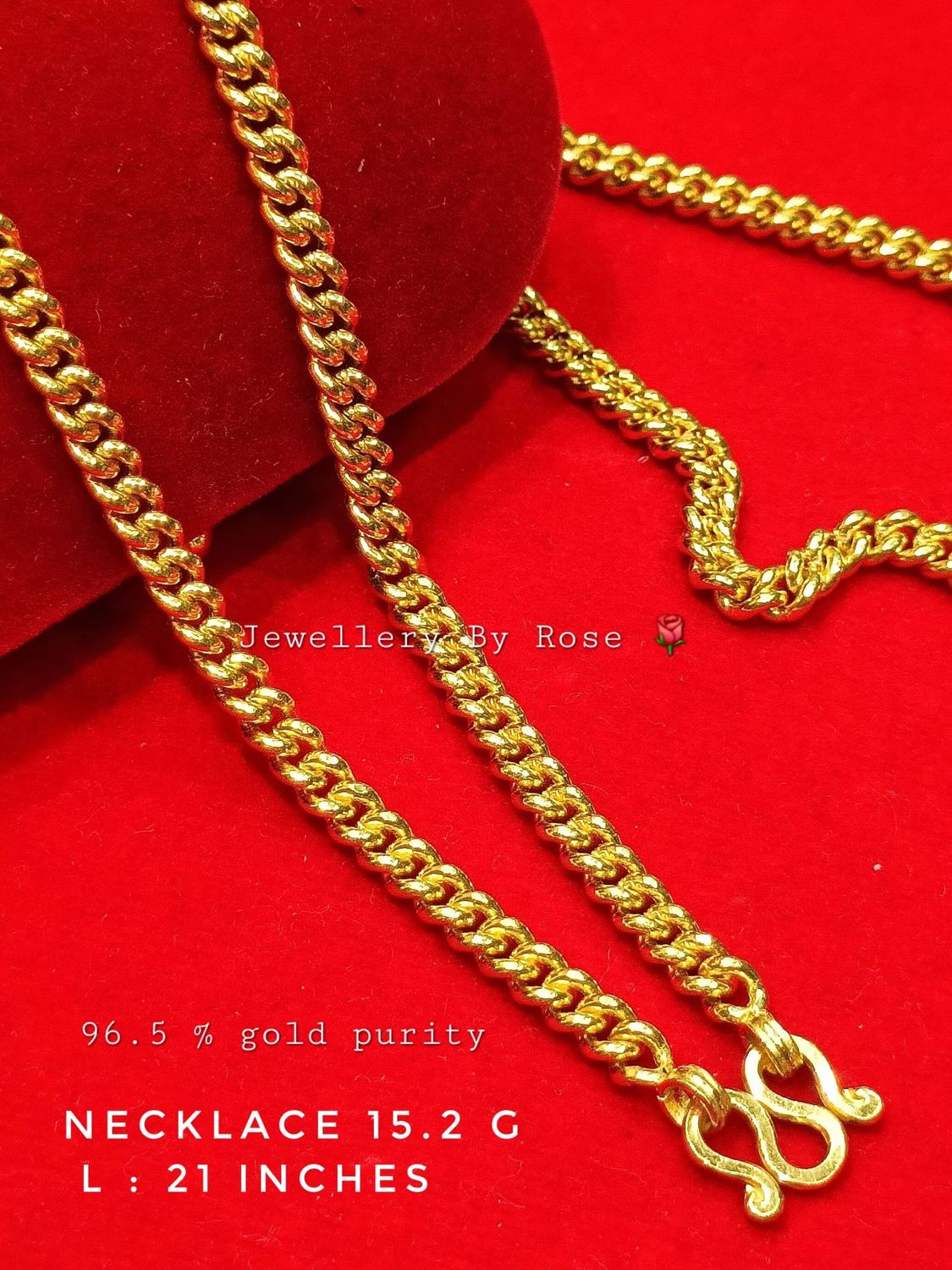 Very Fashionable gold necklace ✨️