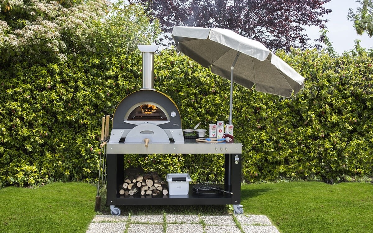 Chicago Outdoor Living Pizza Ovens