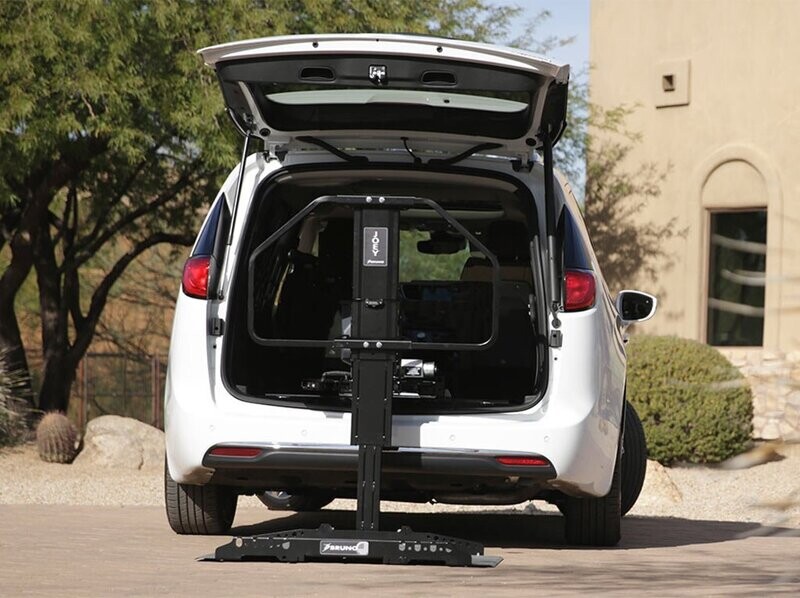 Bruno Joey Platform Interior Vehicle Lift VSL-4400
