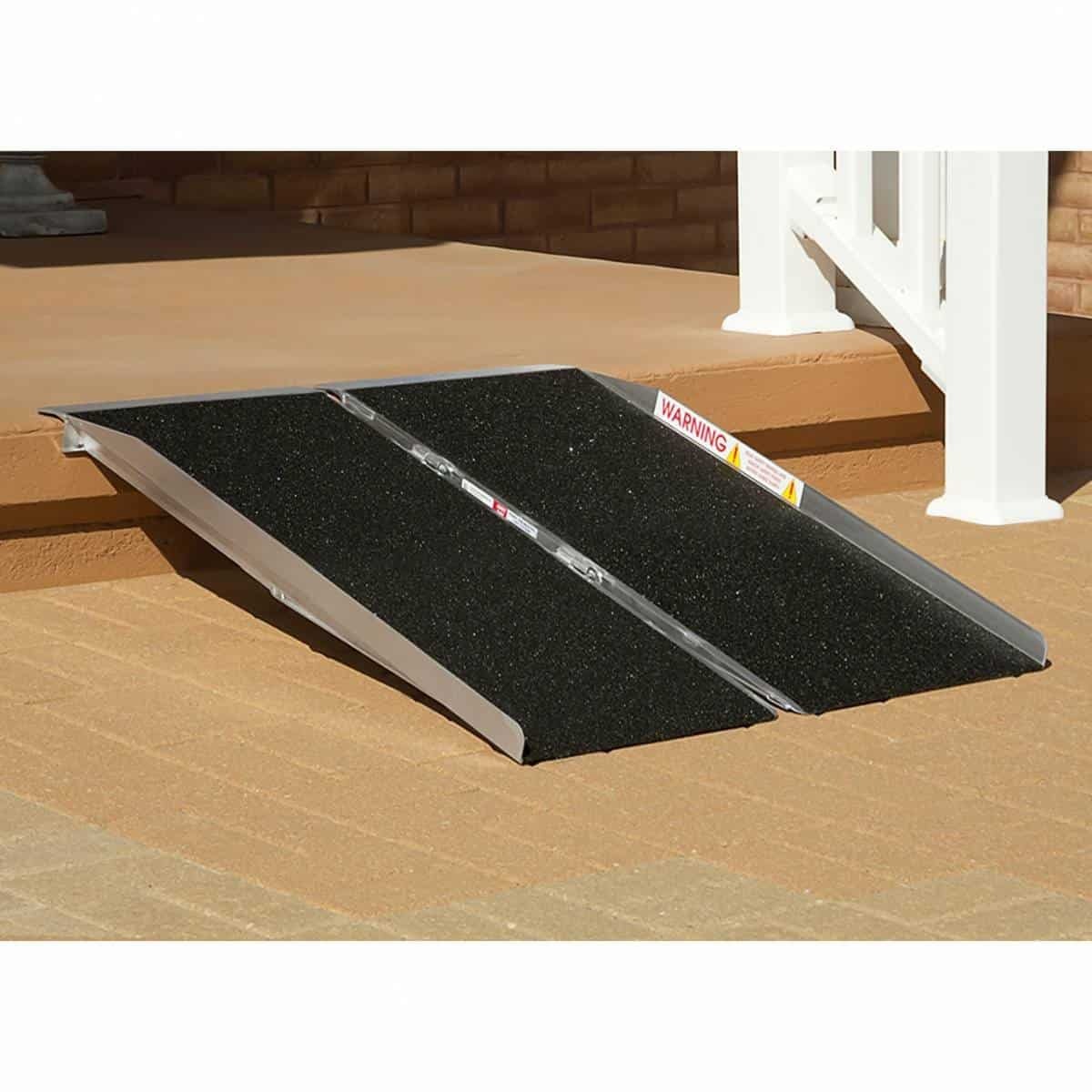 Prairie View Industries Portable Singlefold Ramp