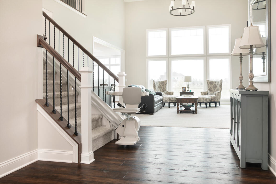 Bruno Elan Indoor Straight Stairlift SRE-3050, 300 lb Lift Capacity