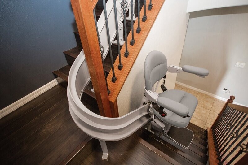 Bruno Elite Indoor Curved Stairlift CRE-2110, 400 lb Lift Capacity
