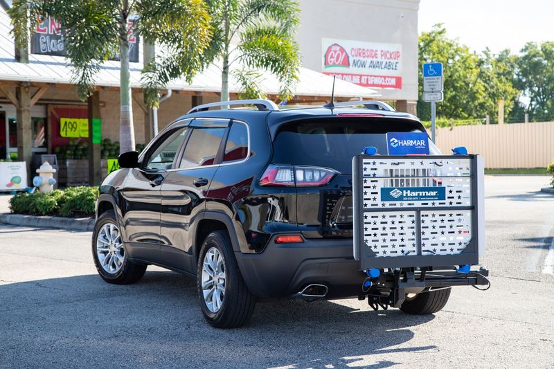 Harmar Universal Powerchair Hitch-Mount Lift - AL500/AL500HD