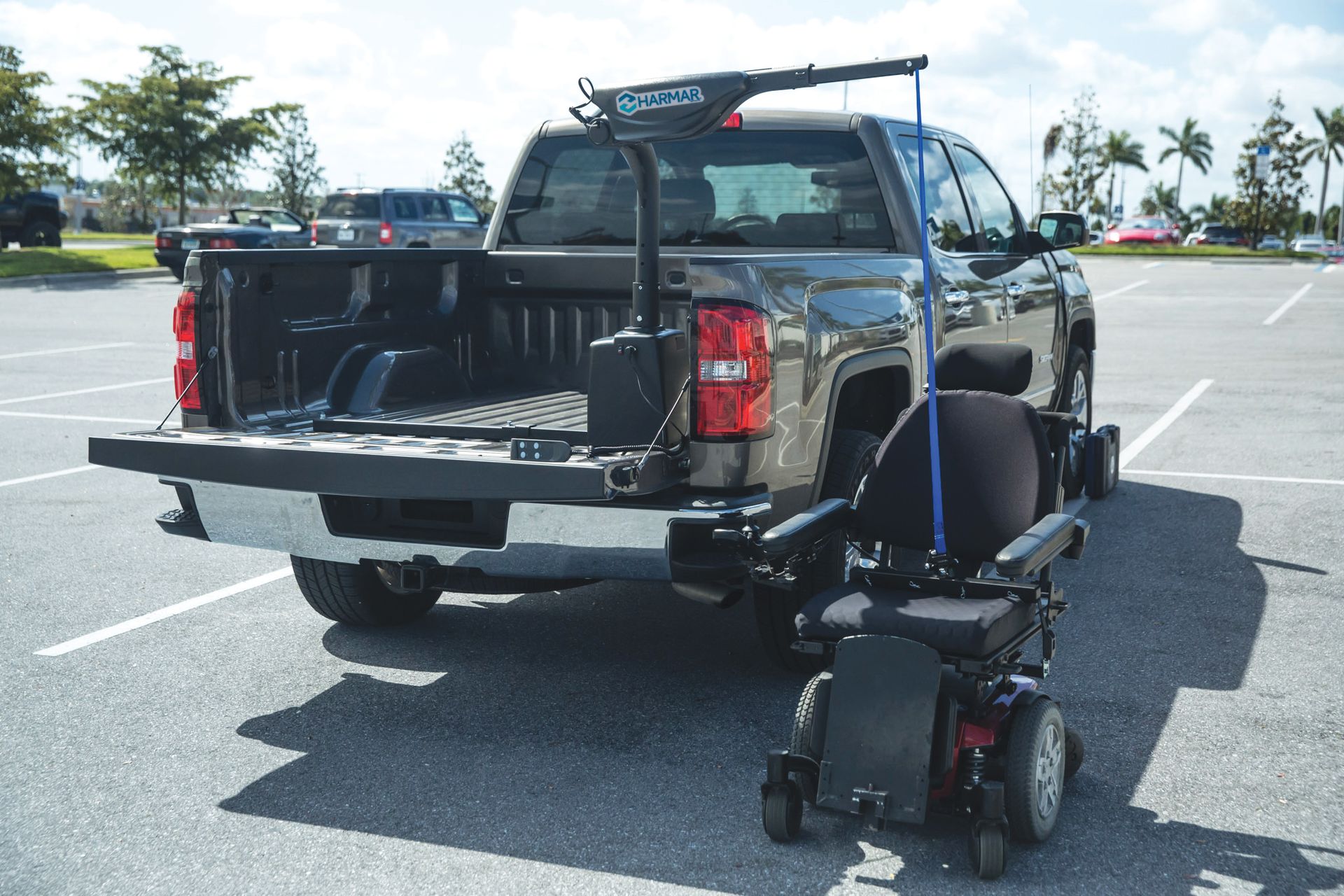 Harmar Hoist Lift with Power Lift and Rotate - AL425/AL425HD