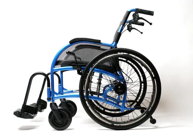 STRONGBACK Comfort : 24+AB Wheelchair