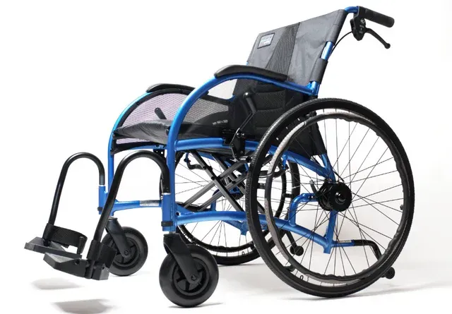 STRONGBACK Comfort : 24+AB Wheelchair