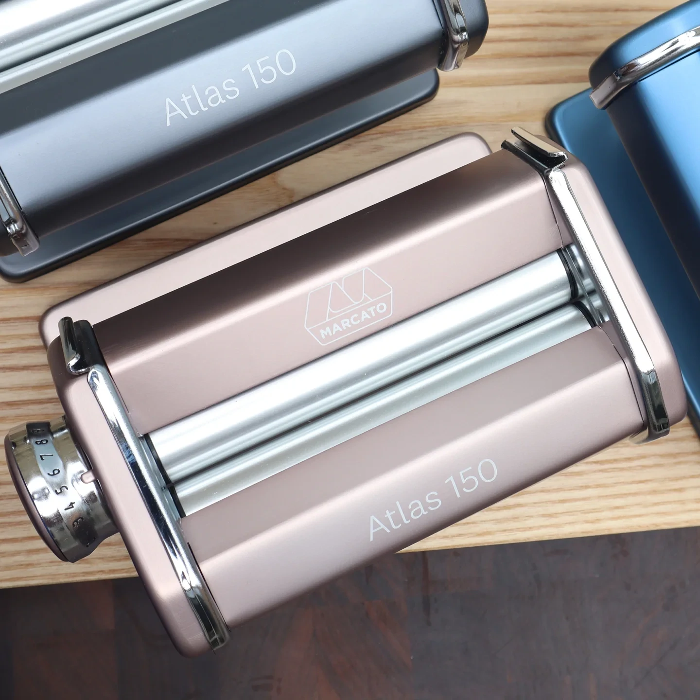 MACCHINA PASTA ATLAS 150 POWDER ROSA