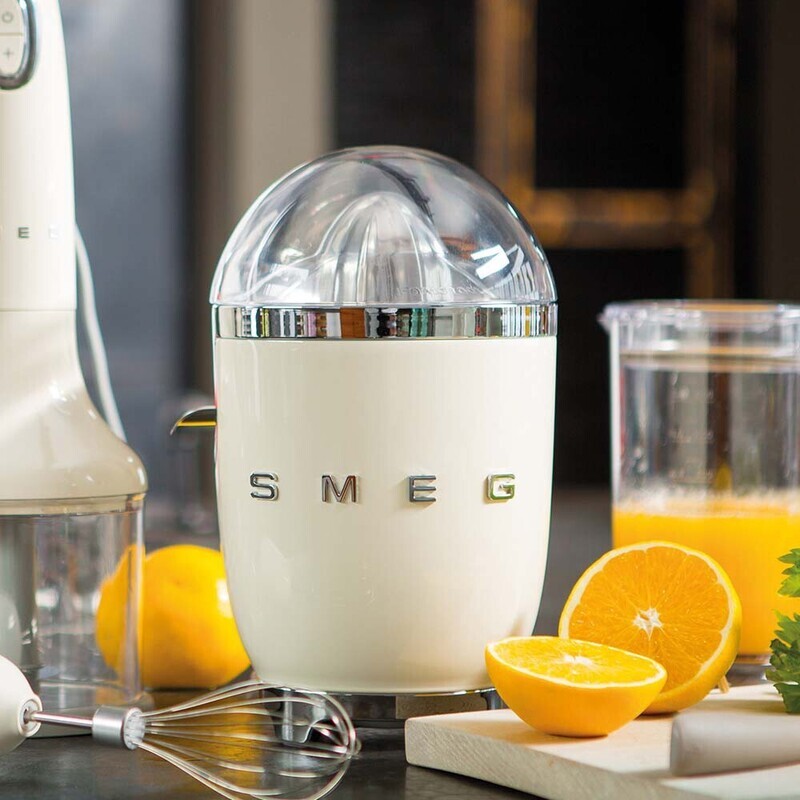 Spremiagrumi Smeg crema