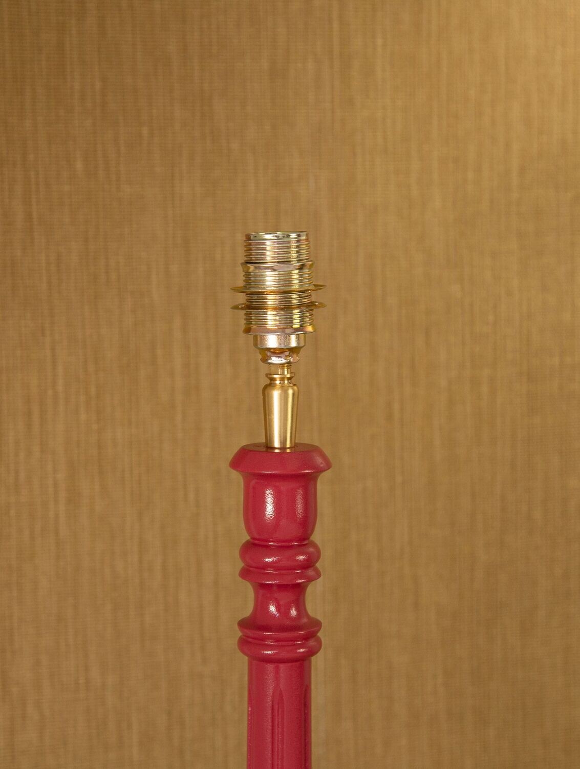 TRICIA - WOODEN HIGHGLOSS LACQUERED LAMPBASE TALL