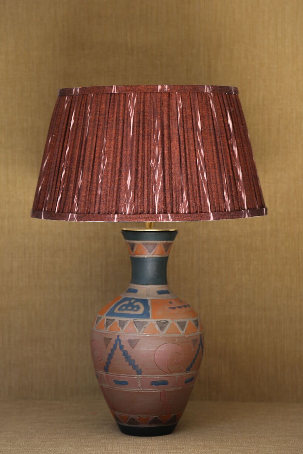 LAMPSHADE 'REINA' - GATHERED INDIAN IKAT