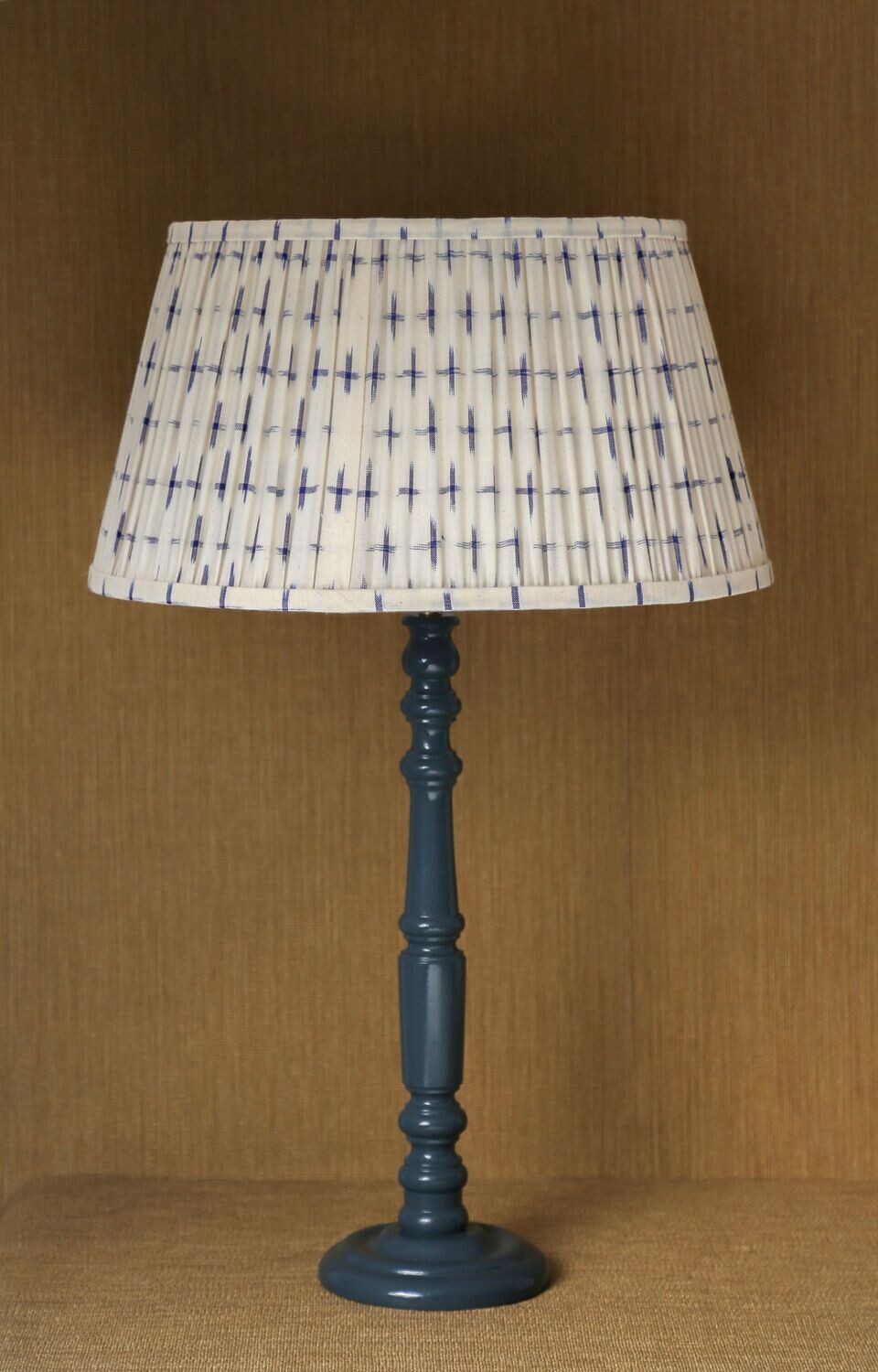 LAMPSHADE 'ATHENA' - GATHERED INDIAN IKAT