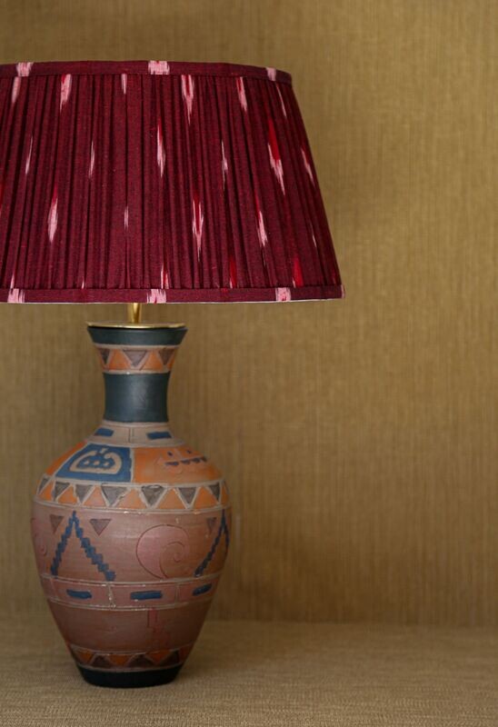 LAMPSHADE 'ASHA' - GATHERED INDIAN IKAT